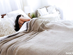Tight Asian Stepdaughter Jade Luv Is Waken Up To Suck Stepdad’s Junk
